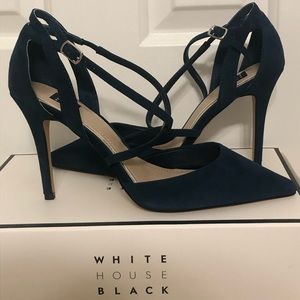 NEW in Box. White House Black Market Kai Strappy Suede Pump in Teal. Size 7.5